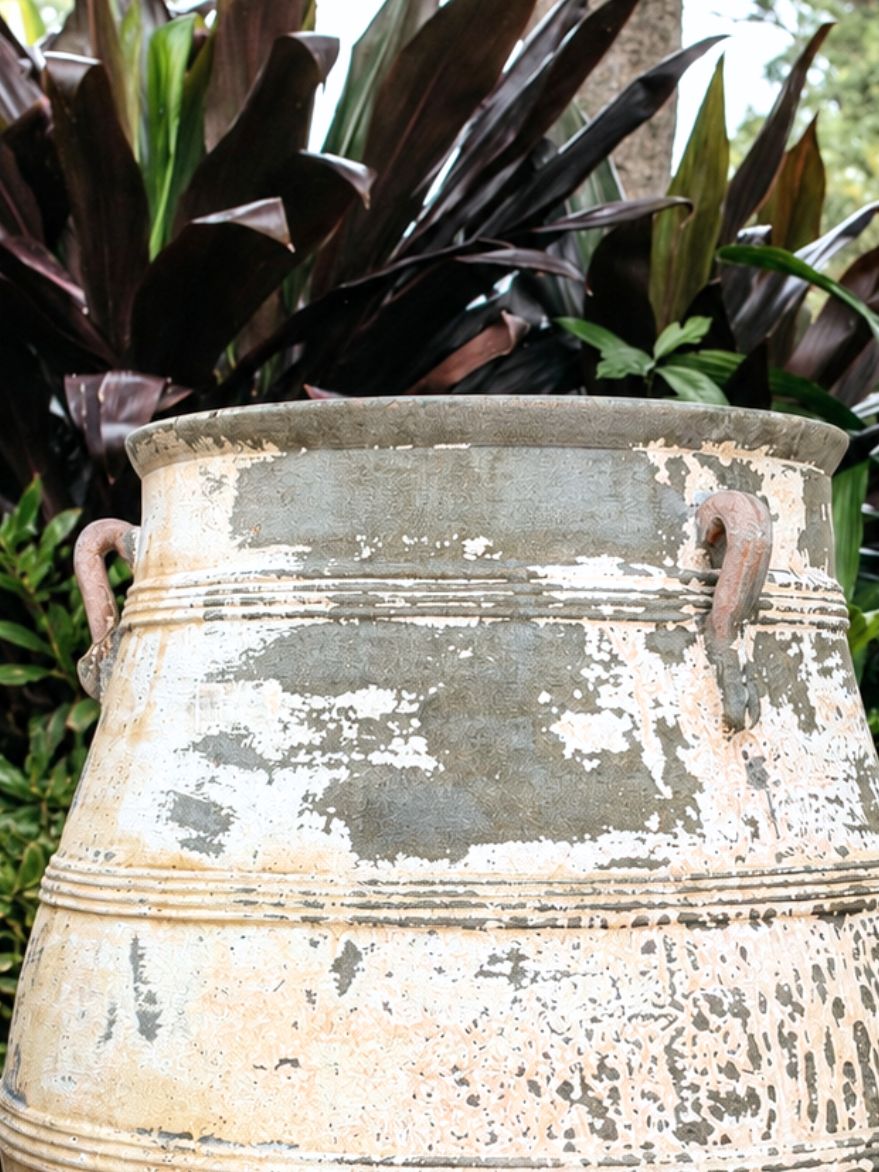 Woodfired Ribbed Planter