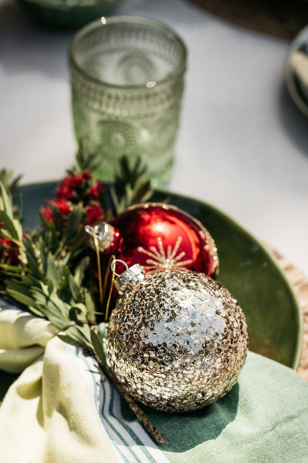 Glass Bauble Champagne Glitter