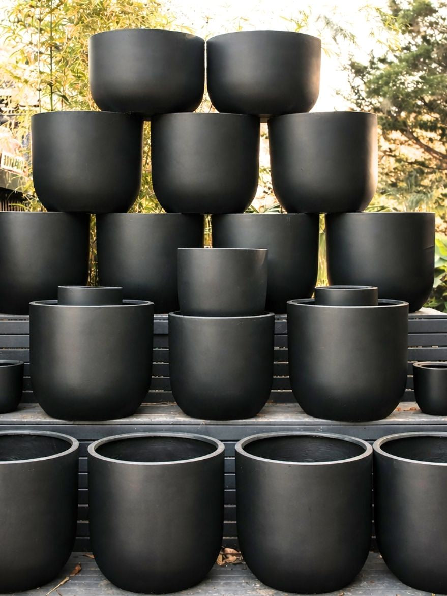 Lightweight Egg Planter Black