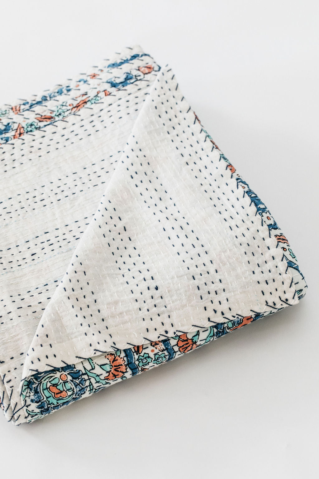 Kantha Throw White