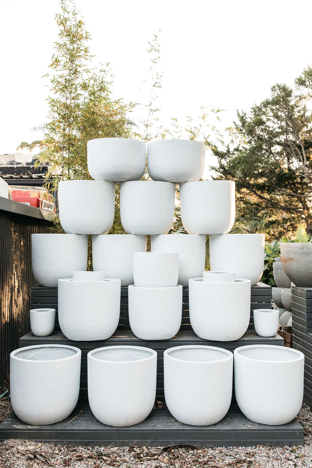 Lightweight Egg Planter White